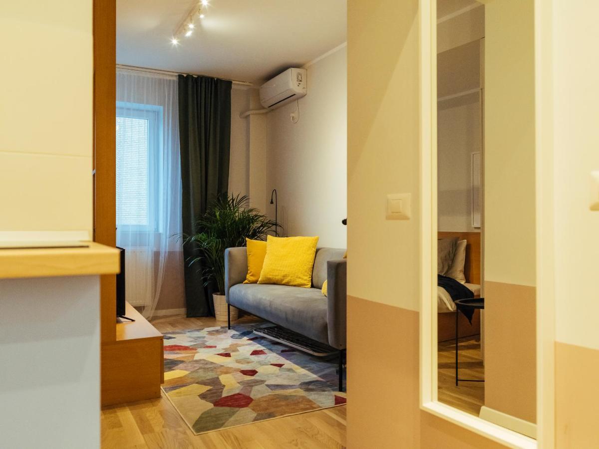 Cosy Studio - Amazing Location - Old Town Bucureşti Ngoại thất bức ảnh