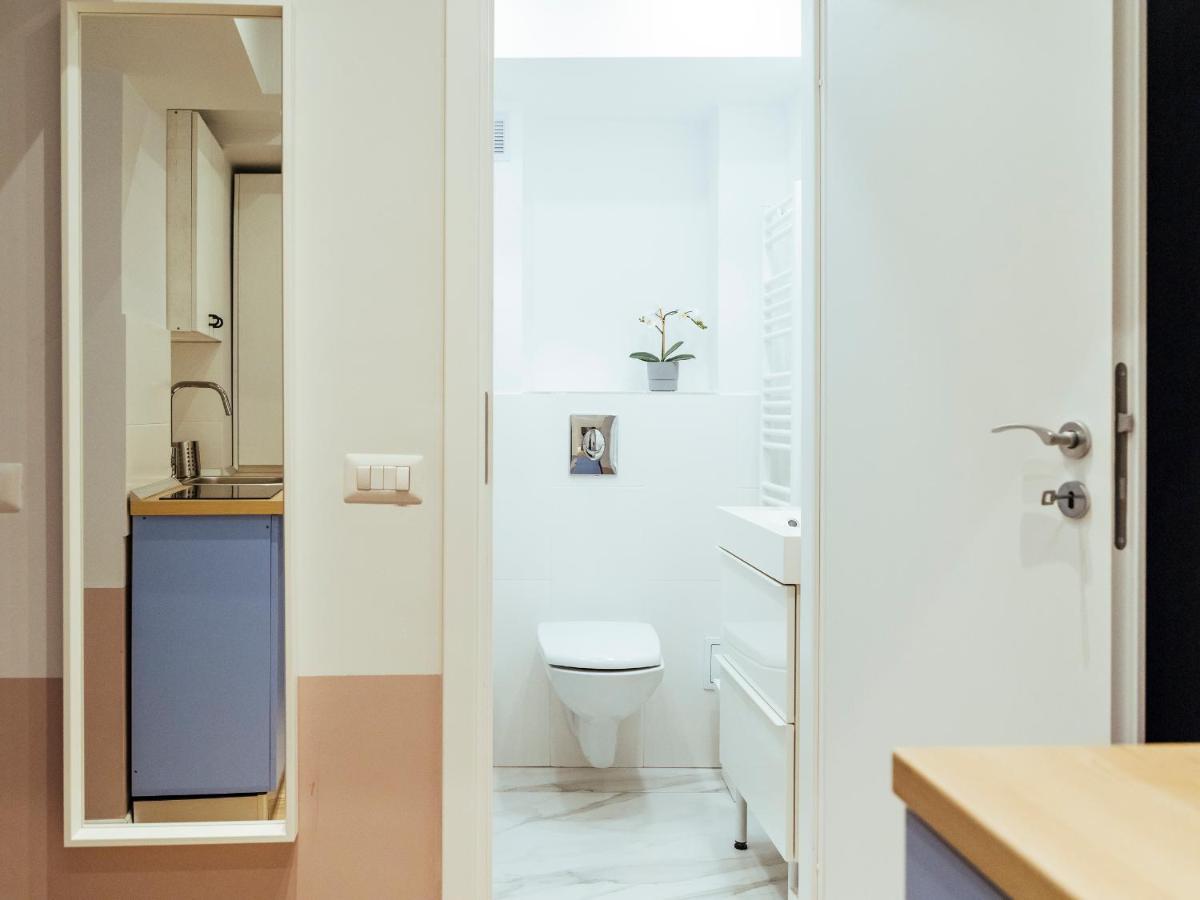 Cosy Studio - Amazing Location - Old Town Bucureşti Ngoại thất bức ảnh