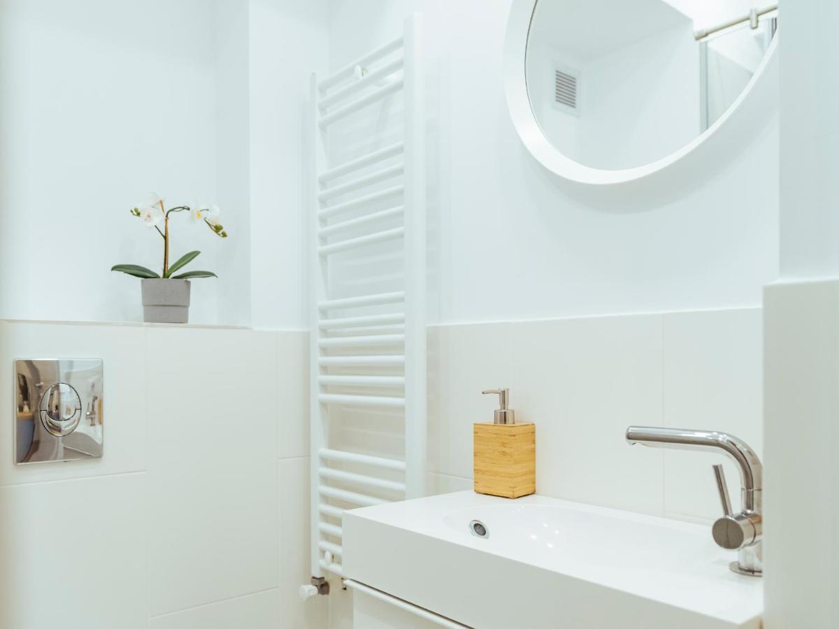 Cosy Studio - Amazing Location - Old Town Bucureşti Ngoại thất bức ảnh